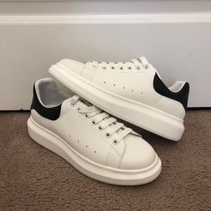 Alexander McQueen Low Top Sneakers